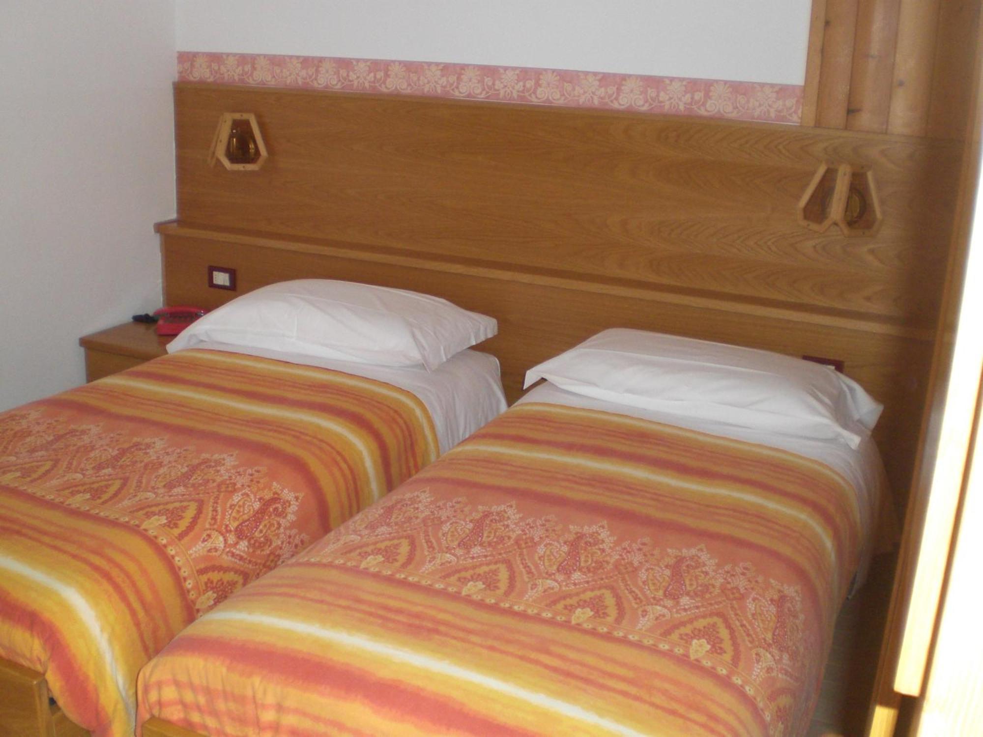 Hotel Edelweiss Пассо-дель-Тонале Экстерьер фото