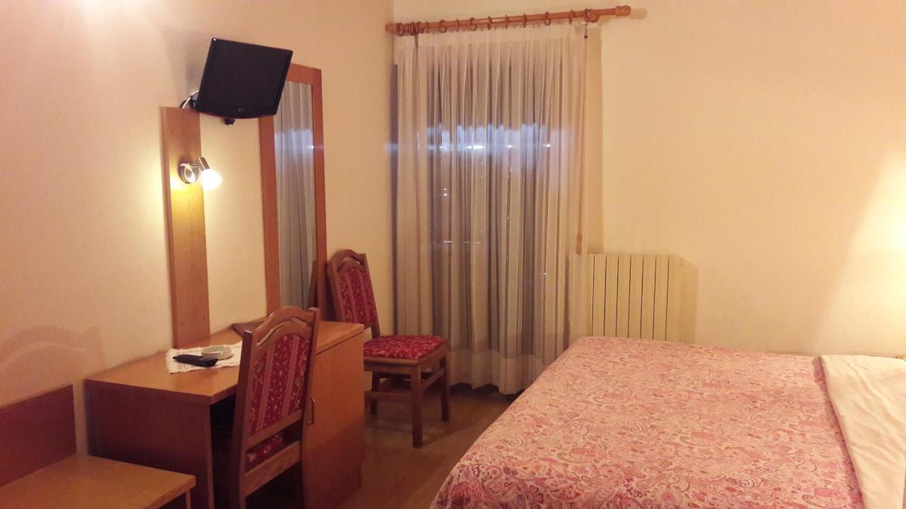 Hotel Edelweiss Пассо-дель-Тонале Экстерьер фото